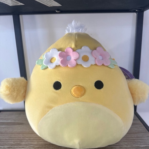 NWT Squishmallow Triston 8 inch chick NEW Easter 2024. - Picture 2 of 7